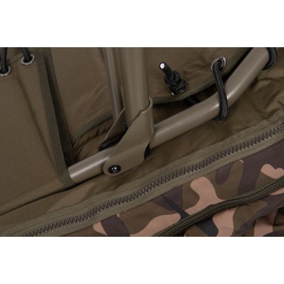 Fox Lehátko se spacákem Camolite Sleep System