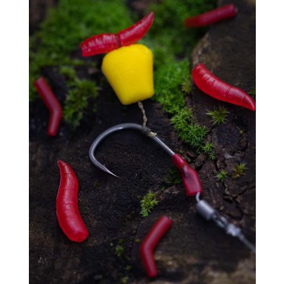 Korda Rovnátka Kickers Large Bloodworm Red