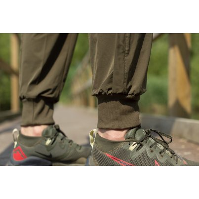 Korda Tepláky Ultralite Joggers Olive vel. XL