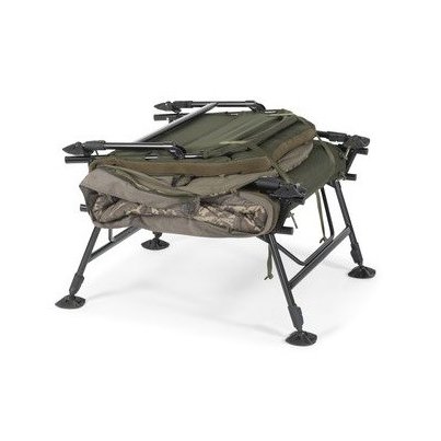 Nash Lehátko Se Spacákem Indulgence HD40 Sleep System 8 Legs Camo Emperor